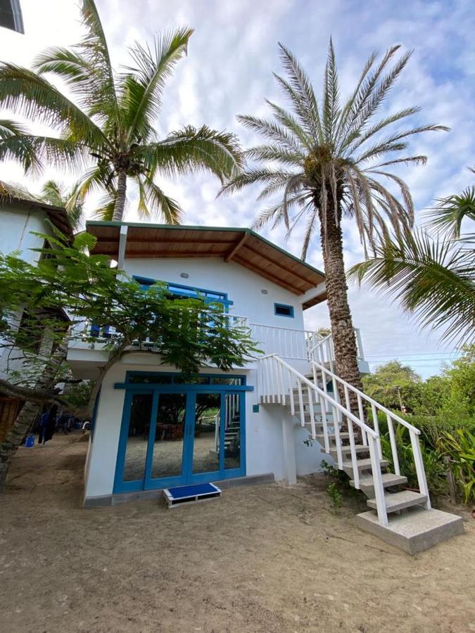 The Isabela Beach House Puerto Villamil Bagian luar foto
