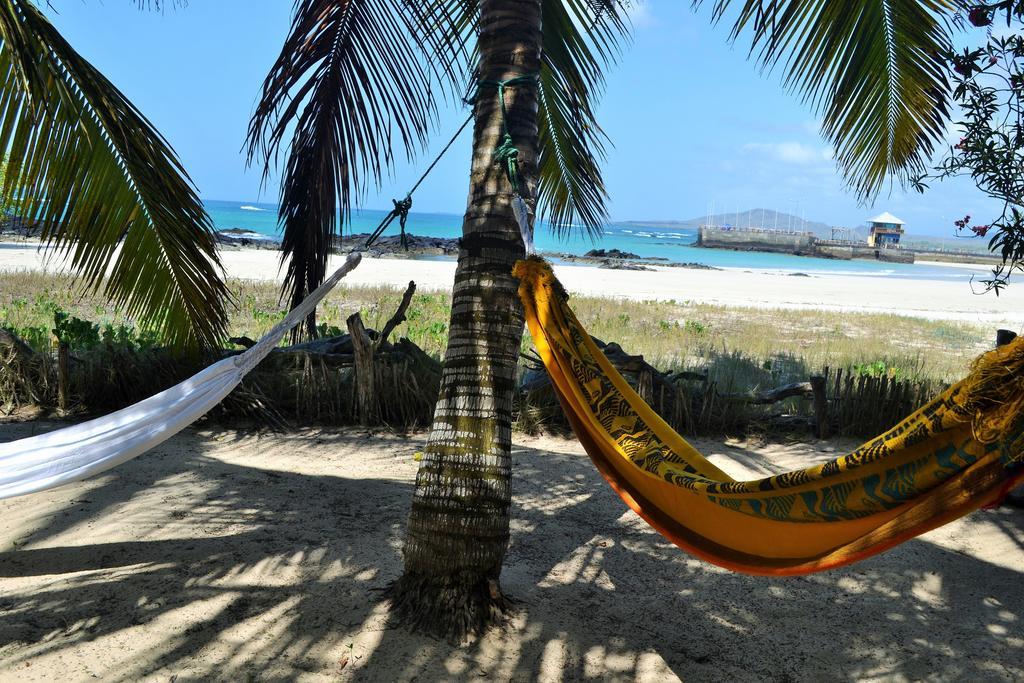 The Isabela Beach House Puerto Villamil Bagian luar foto