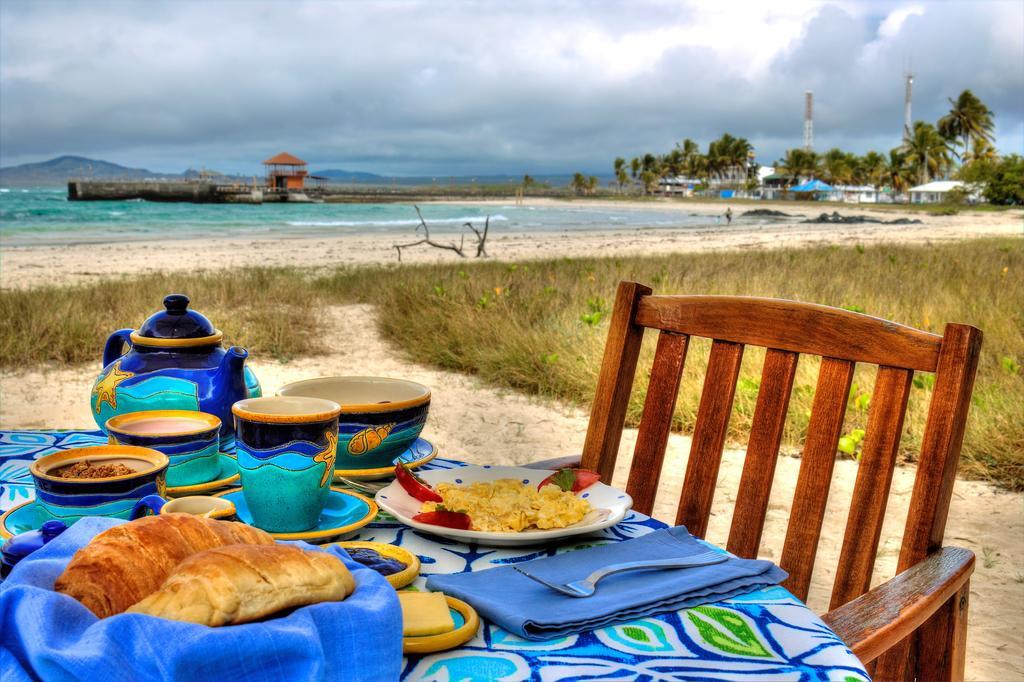 The Isabela Beach House Puerto Villamil Bagian luar foto