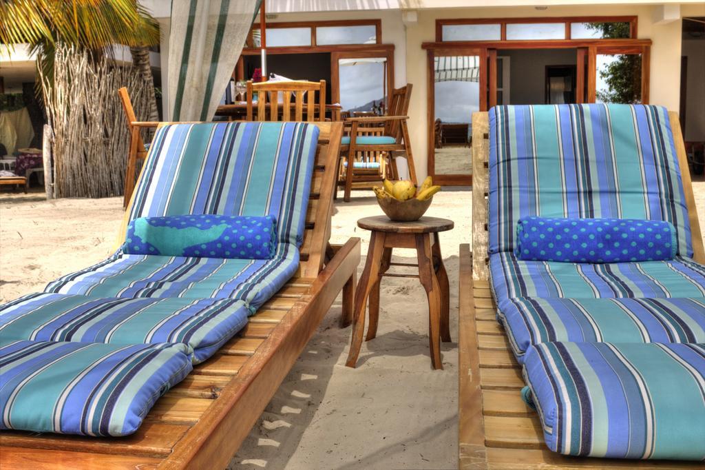 The Isabela Beach House Puerto Villamil Bagian luar foto