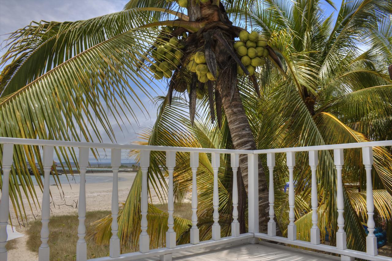 The Isabela Beach House Puerto Villamil Bagian luar foto